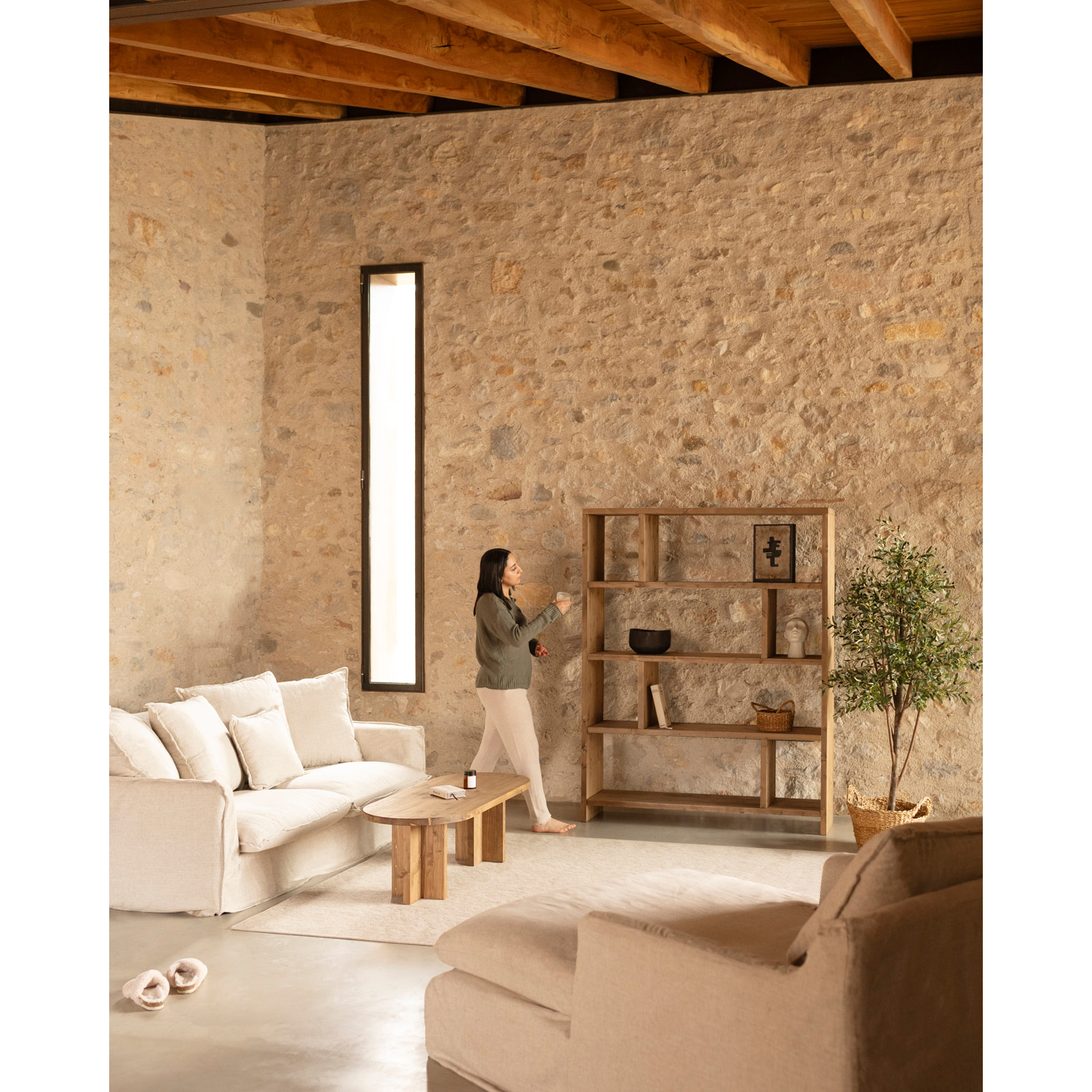 Étagère en bois massif ton chêne foncé de 180x140cm Hauteur: 180 Longueur: 140 Largeur: 35