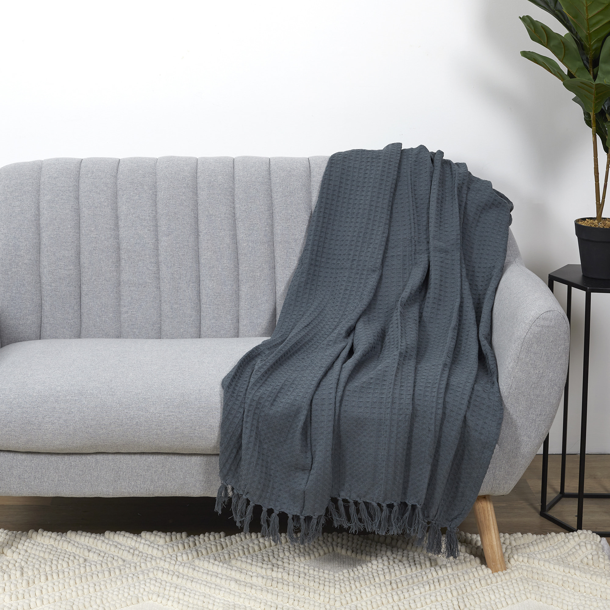 Jeté de Canapé - HOME DECO FACTORY - Gaufré - Gris Anthracite - 130 x 160 cm