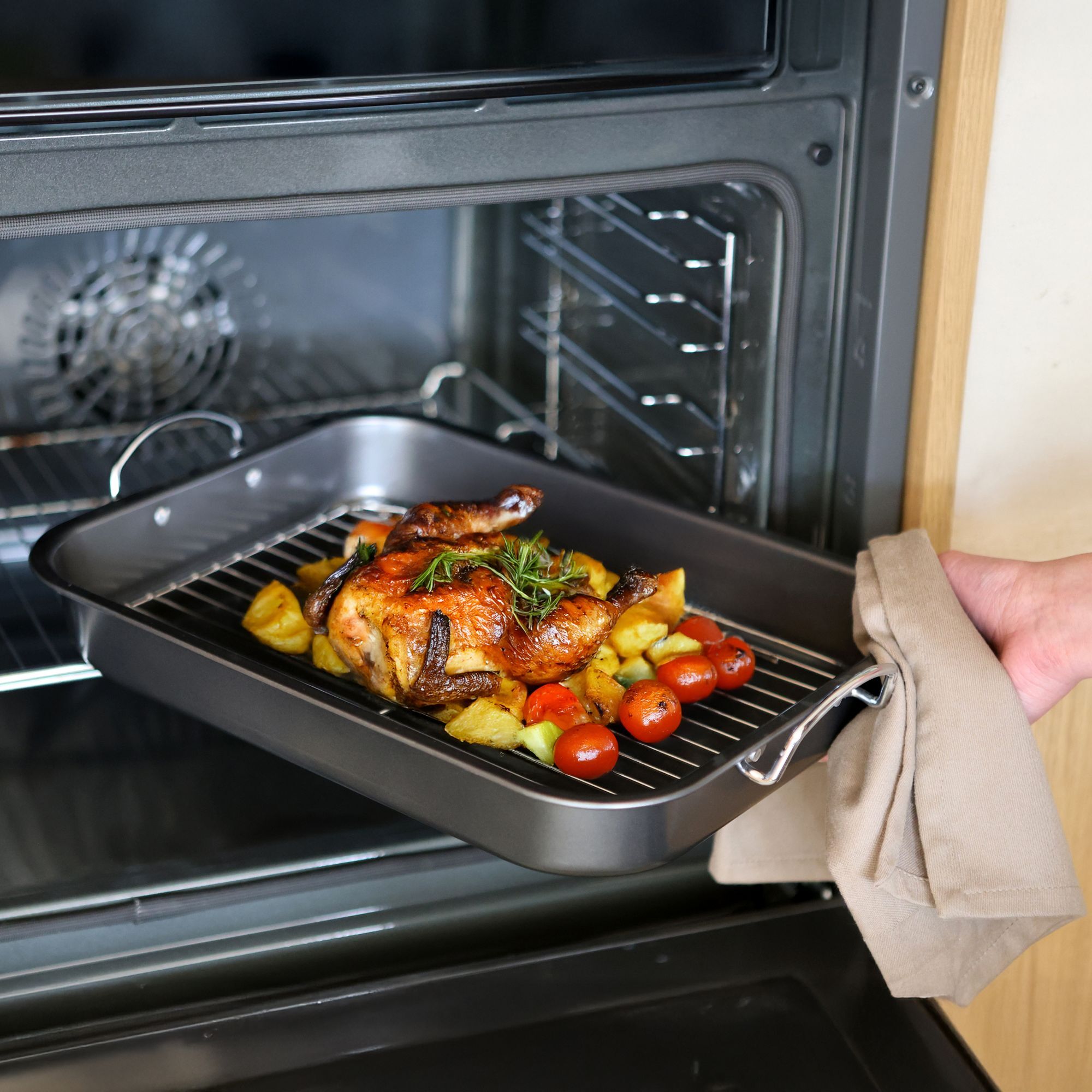 Plat rôtisserie avec grille en acier carbone 43,5 x 29cm AMANDINE
