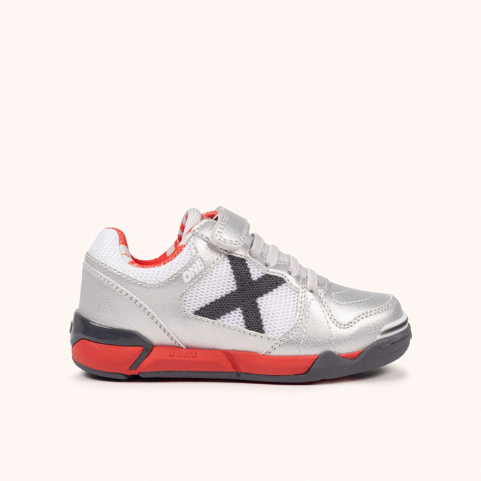 Zapatillas de fútbol sala infantiles con velcro en gris metalizado y rojo MUNICH ONE KID VCO 79