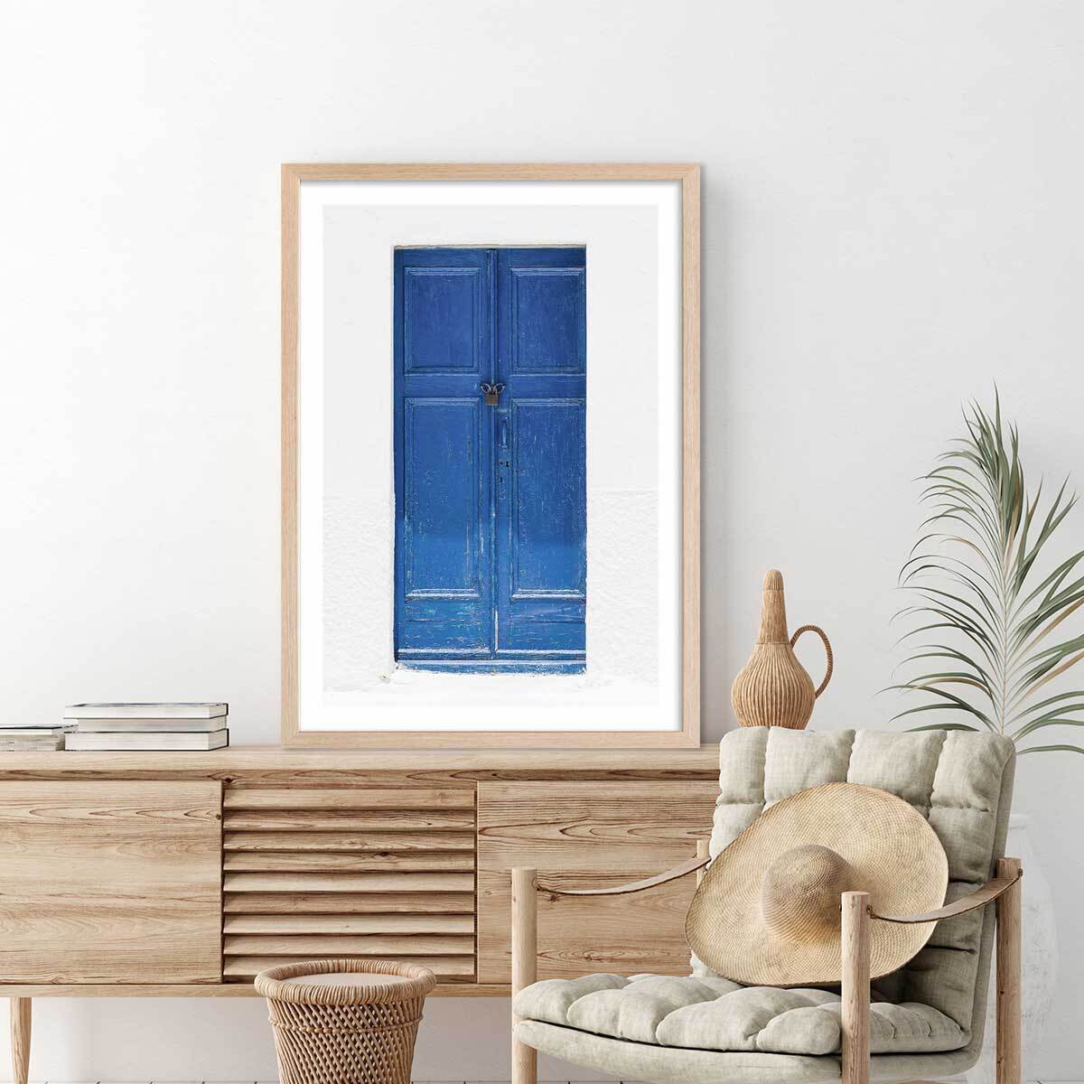 Poster porte bleue ios Affiche + cadre en bois - Chêne