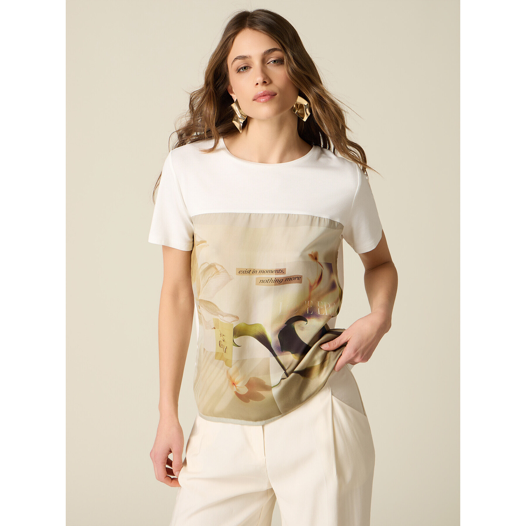 Oltre - T-shirt con inserto in raso stampato - Bianco