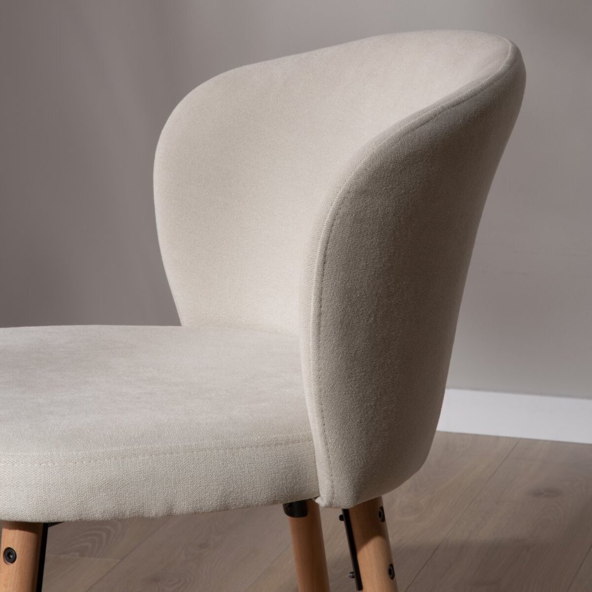 Chaise rembourrée Lauder -tissu et bois-couleur blanc 53 x 82 x 49 cm