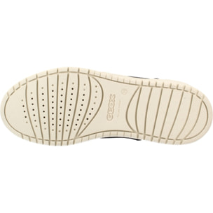 Zapatillas Niño de la marca GEOX  modelo J56LQA 05422 NEGRO