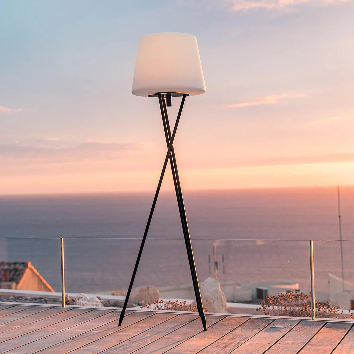 Lampadaire sans fil TRY RGB H150CM