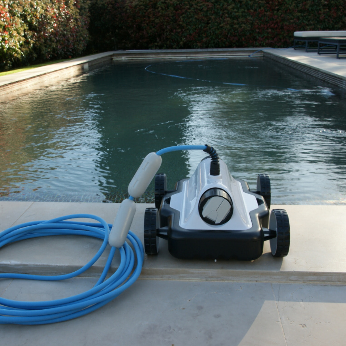 Bestway Robot piscine électrique Mia - nettoyage fond plat - 24m² max