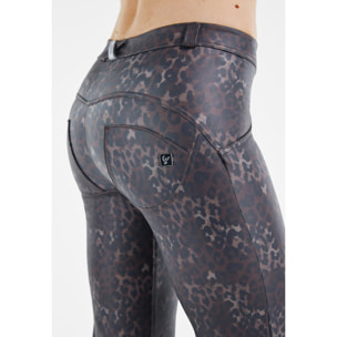 Pantaloni push up WR.UP® wide leg in similpelle animalier