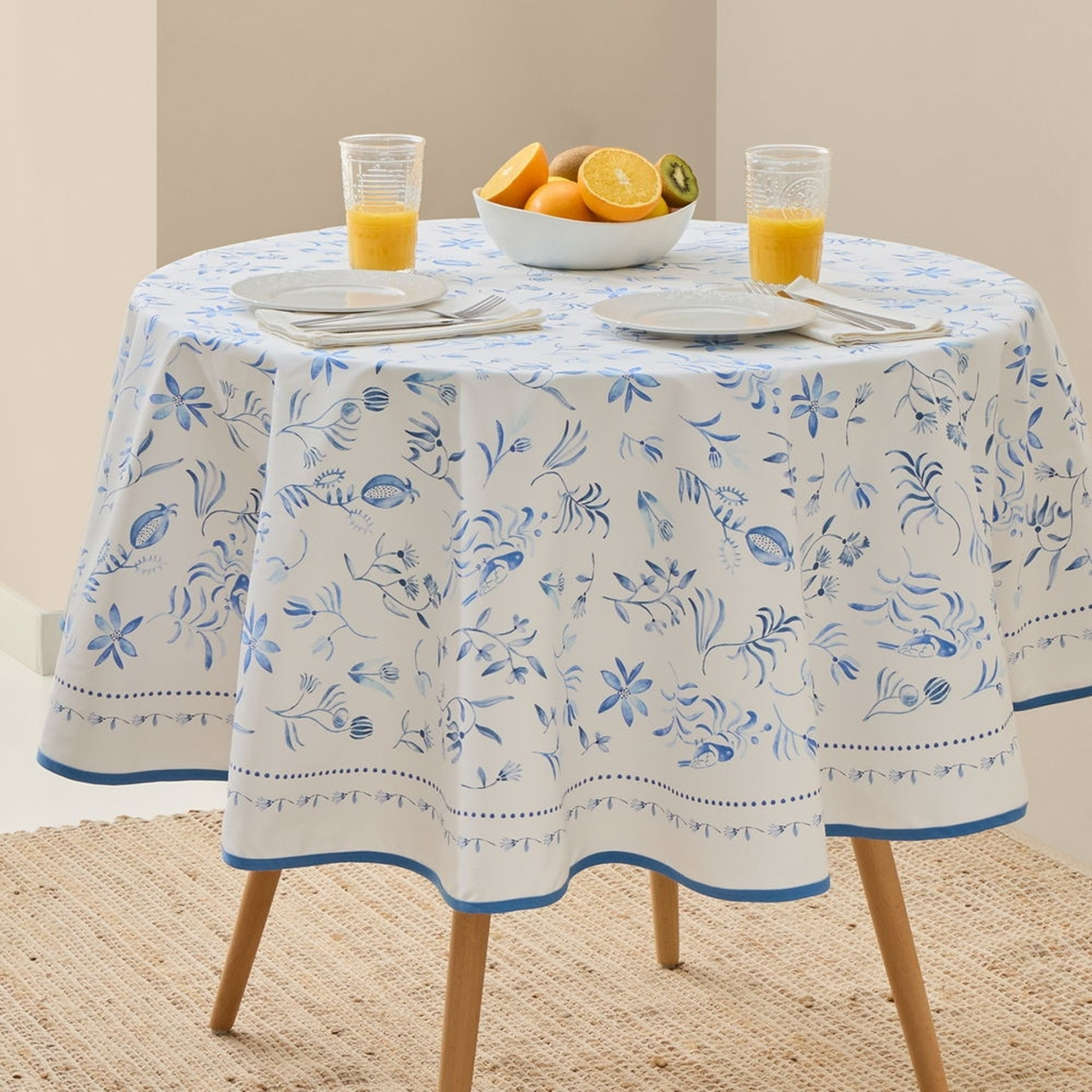 Mantel redondo antimanchas resinado flores Albatar color azul 100% Algodón