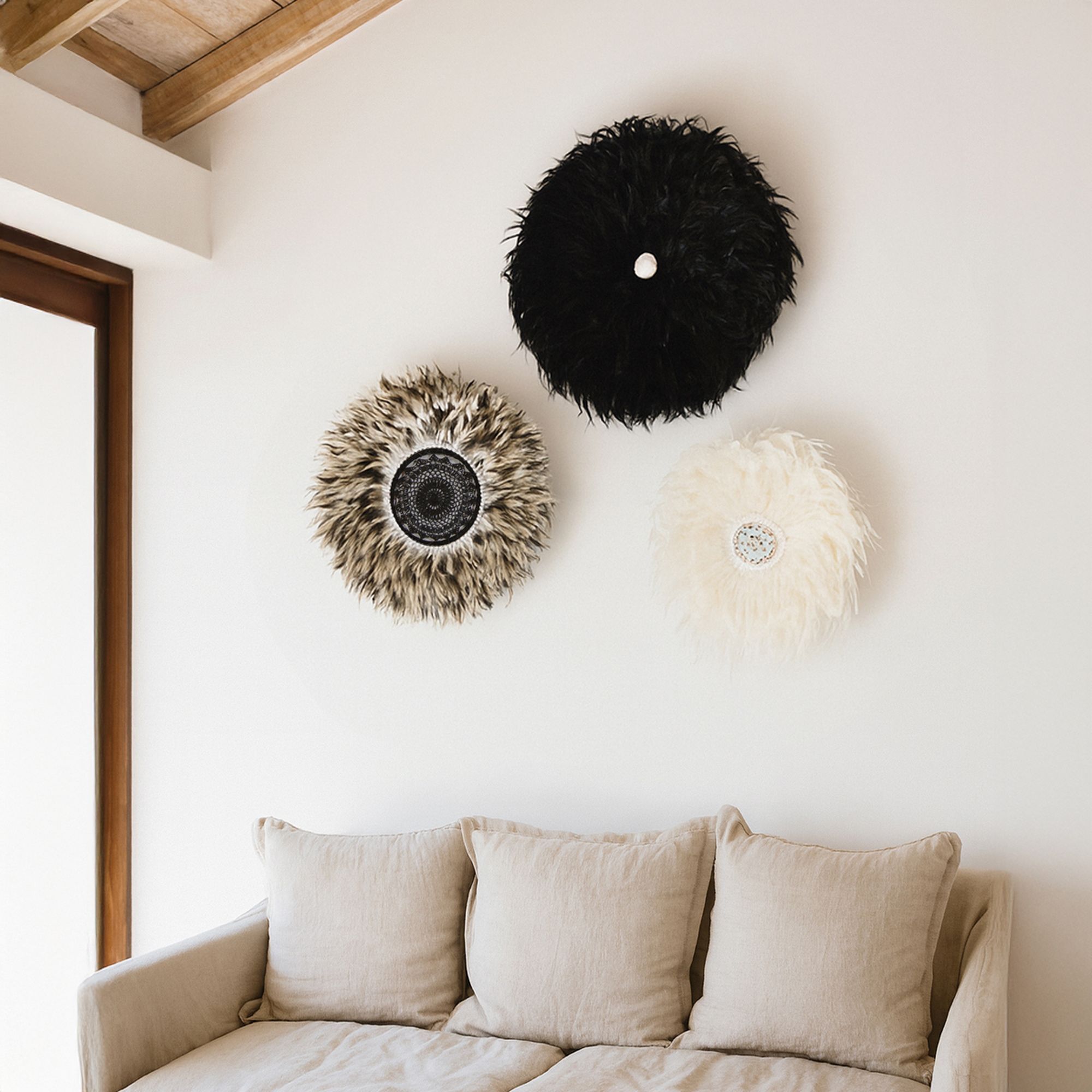 Décoration en plumes de coq et coquillages 60cm KAPAU