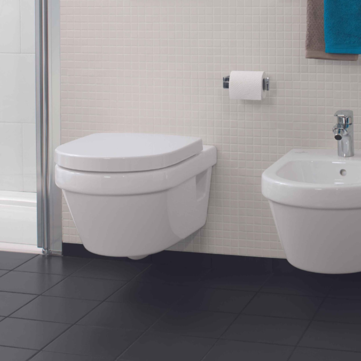 WC suspendu sans bride Architectura + abattant + bati support GROHE + plaque de commande chrome