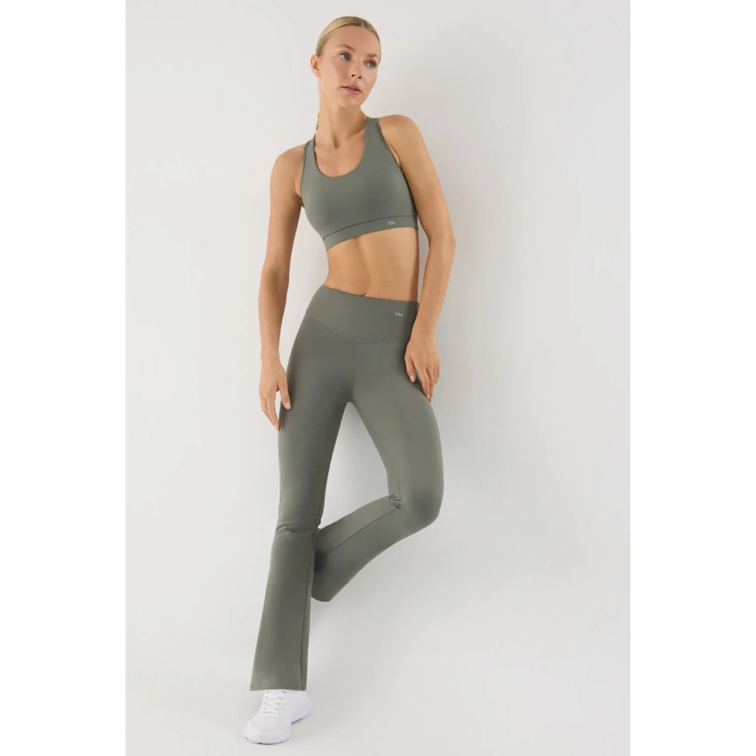 Pantalone sportivo flare
