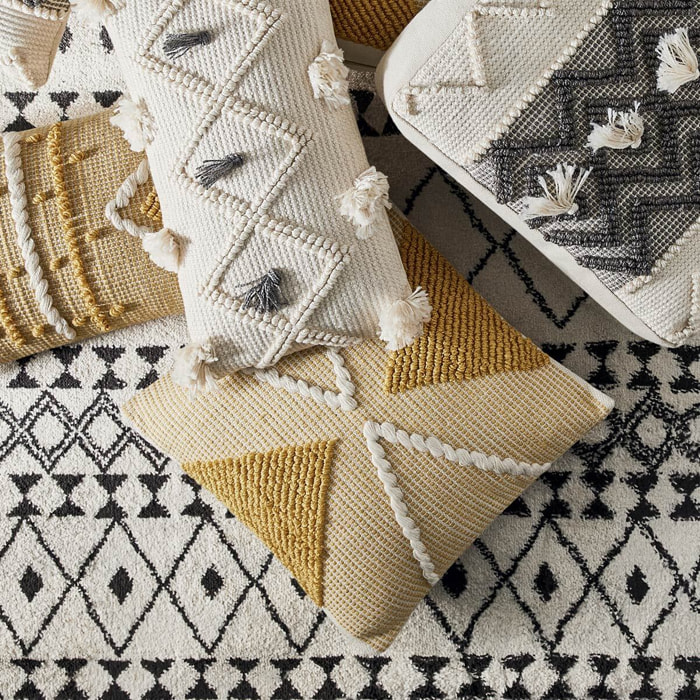 Coussin "R.O.W." - plastique recyclé - jaune ocre 45x45 cm