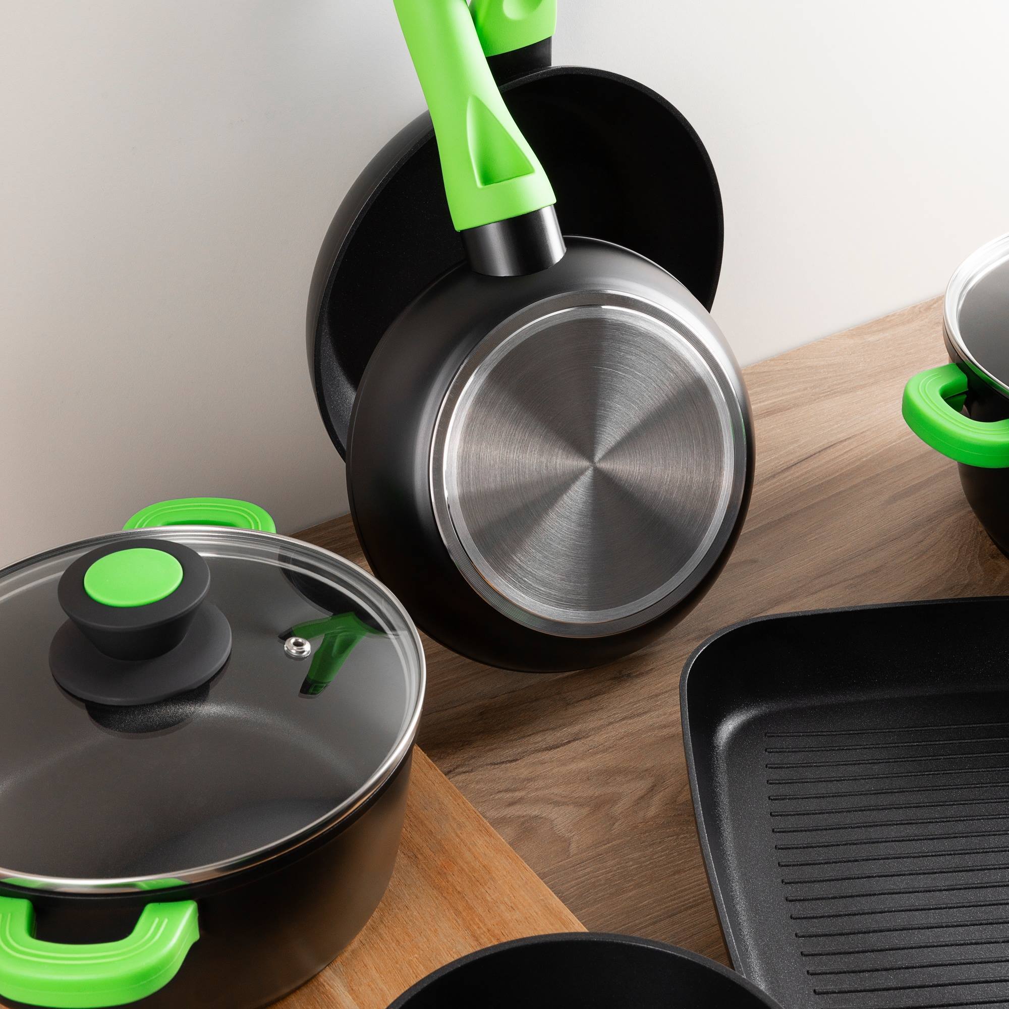 Cacerola san ignacio de aluminio fundido con revestimiento whitford xylan ø28x12,5cm