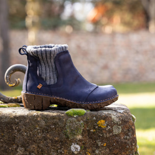 Botines NE23 NATURAL GRAIN BLACK/ YGGDRASIL color Black