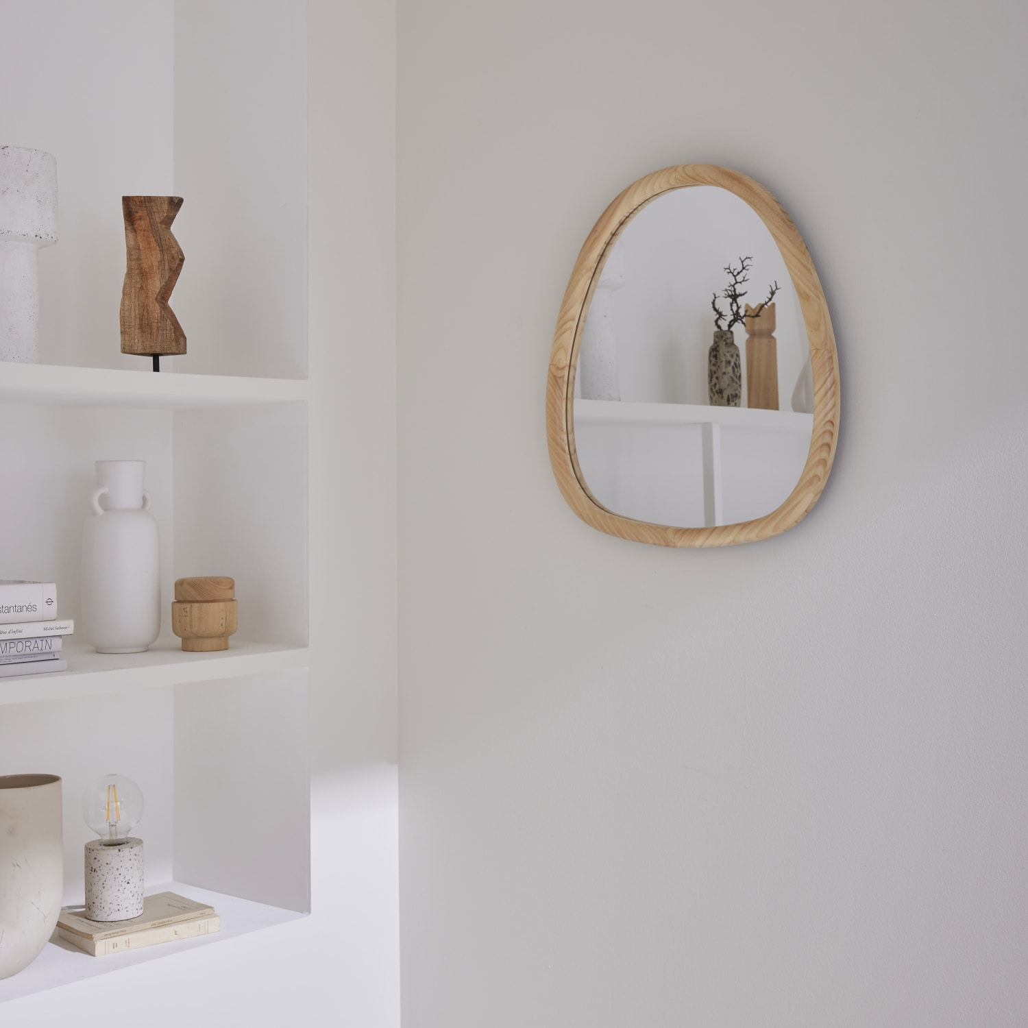 Miroir organique en bois de sapin 55cm couleur naturelle CHARLIE  L 55 x l 50 x E 3cm