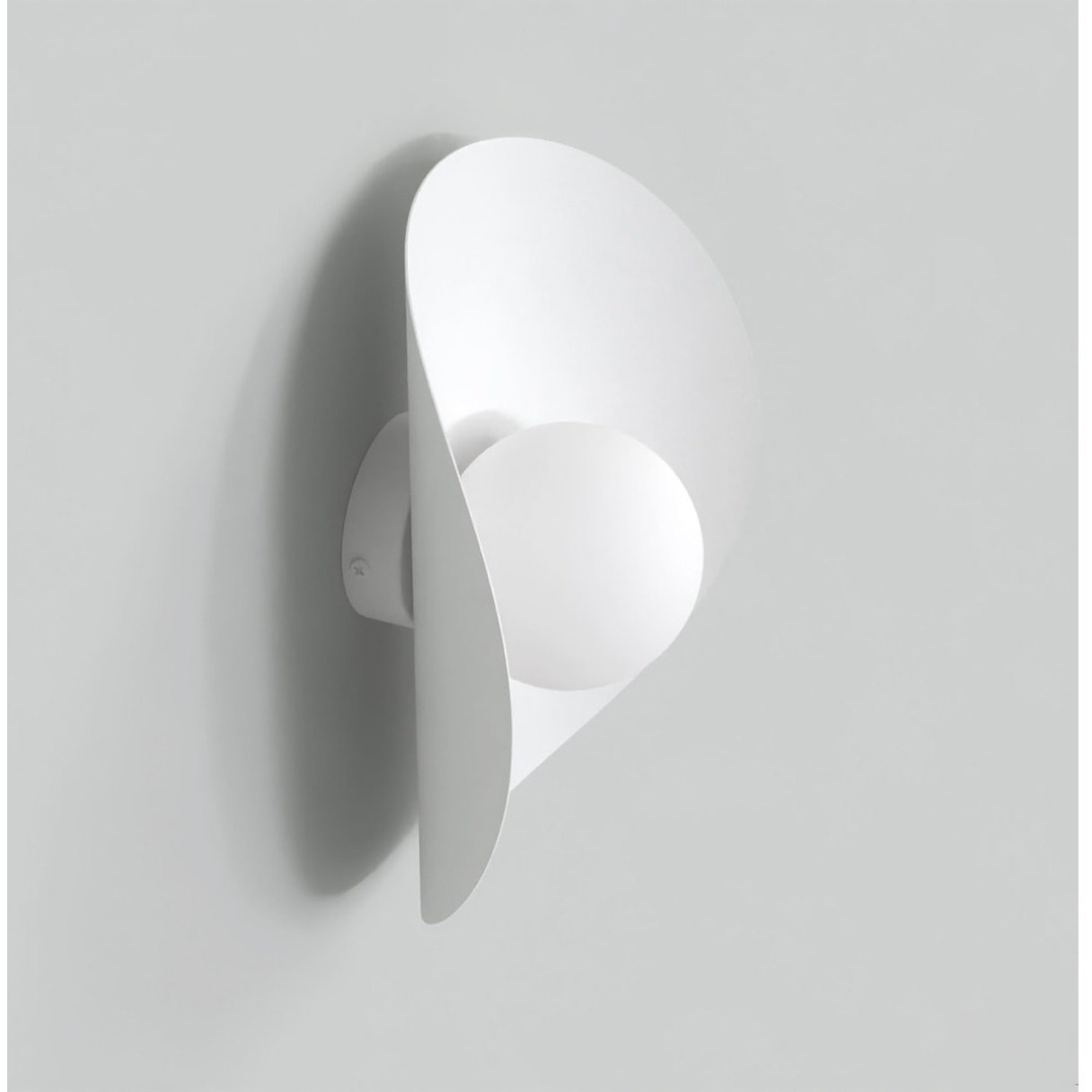 Lampada a parete Fiero in acciaio bianco opaco