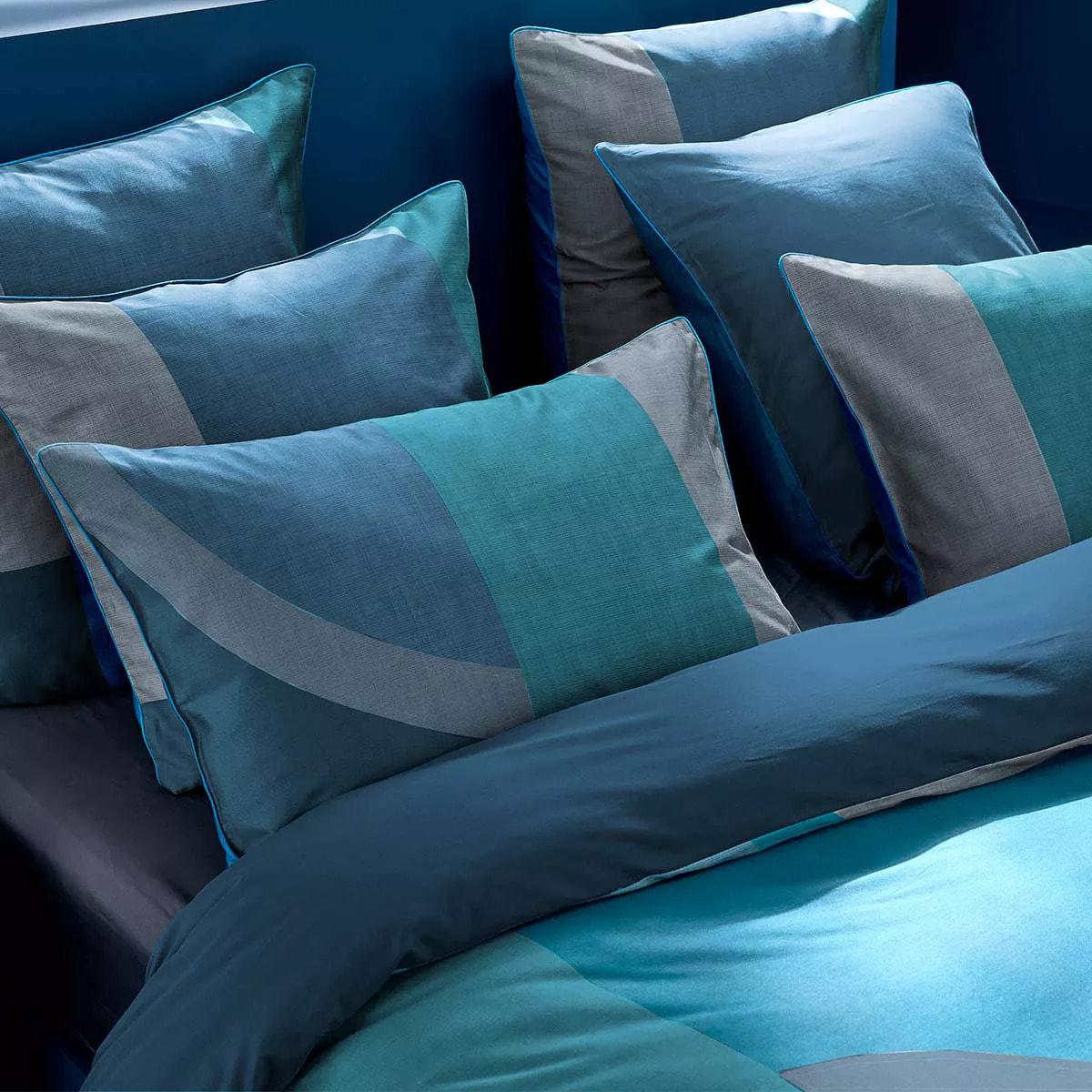 Lot h.couette +taies satin de coton imprimé bleu canard Livio petrole