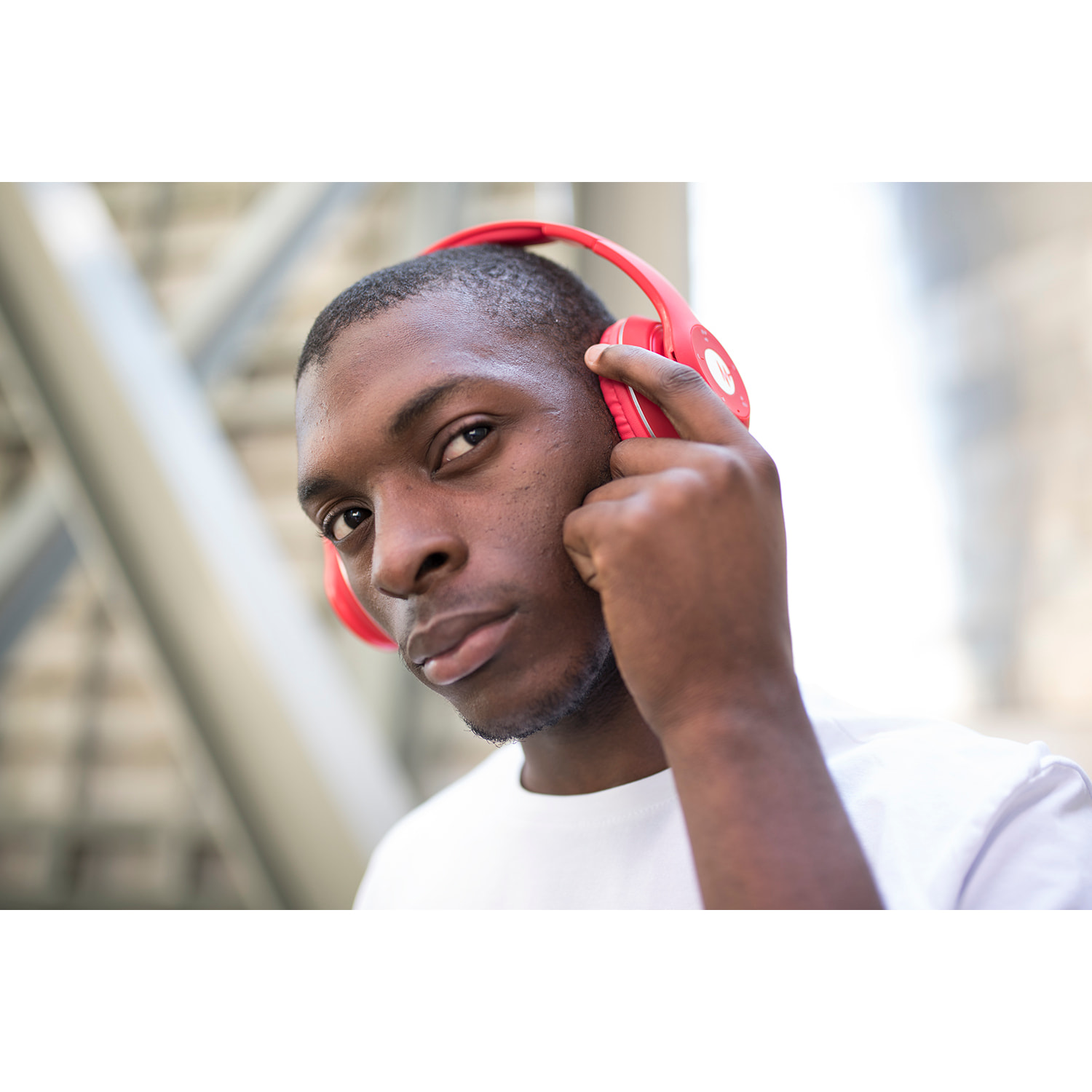 MAGNUSSEN H1 HEADPHONES en color Rojo