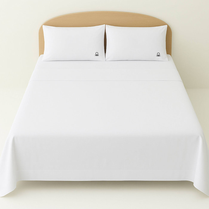 Set 4pzs sabana doble: sabana plana (180x290cm c/ dobladillo simple 5cm) + sabana bajera (120x200+25cm flap) + 2 funda de almohada (50x80cm) 100% alg
