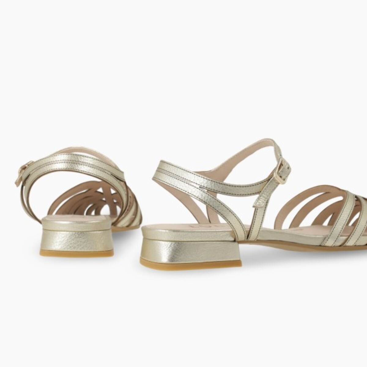 SANDALIAS DORADAS BOLIN