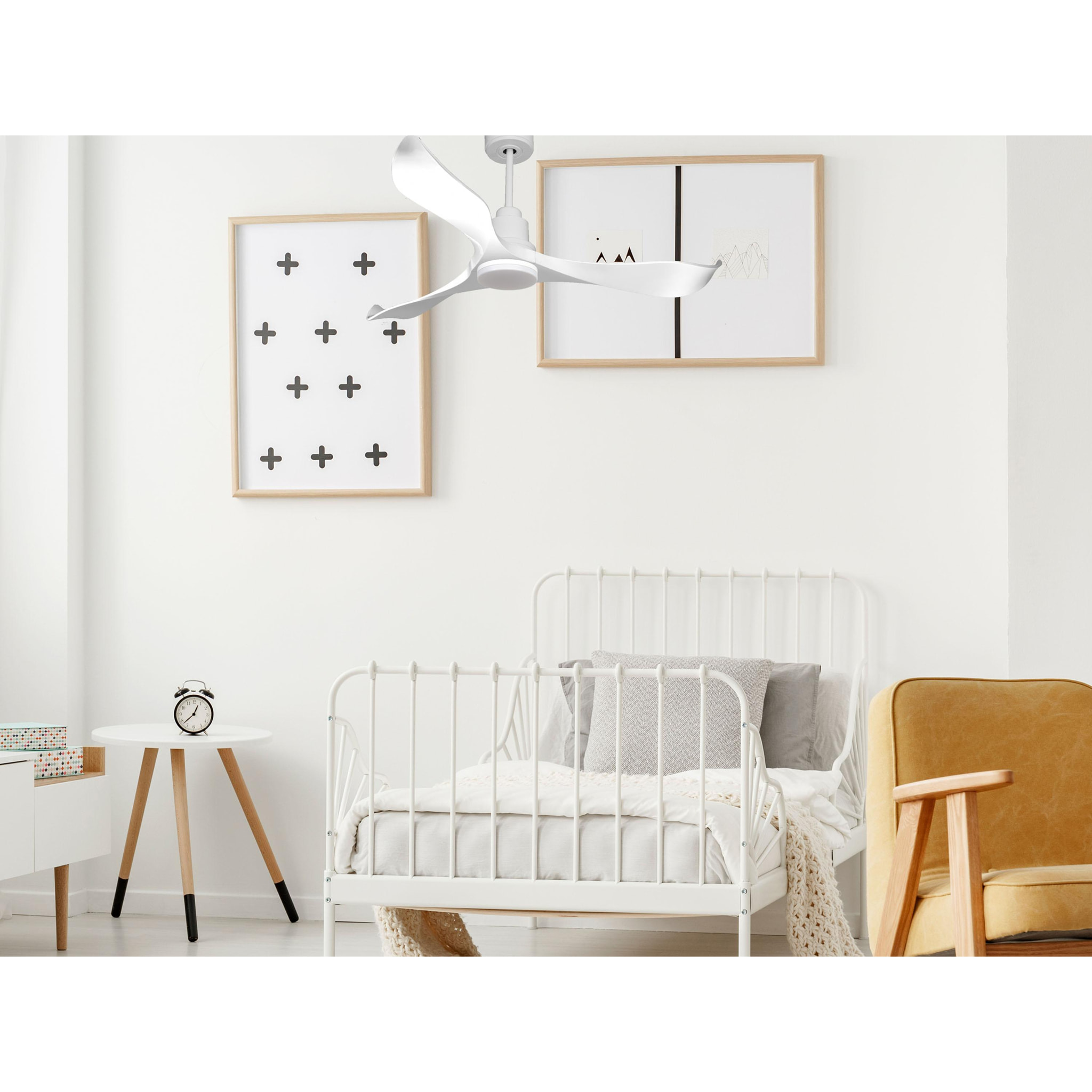 Ventilateur de plafond Réversible  Thermostat Dimmable Wifi Moteur à courant continu Toits en pente Télécommande Lumière à trois tons Adaptateur 2/3 Lames