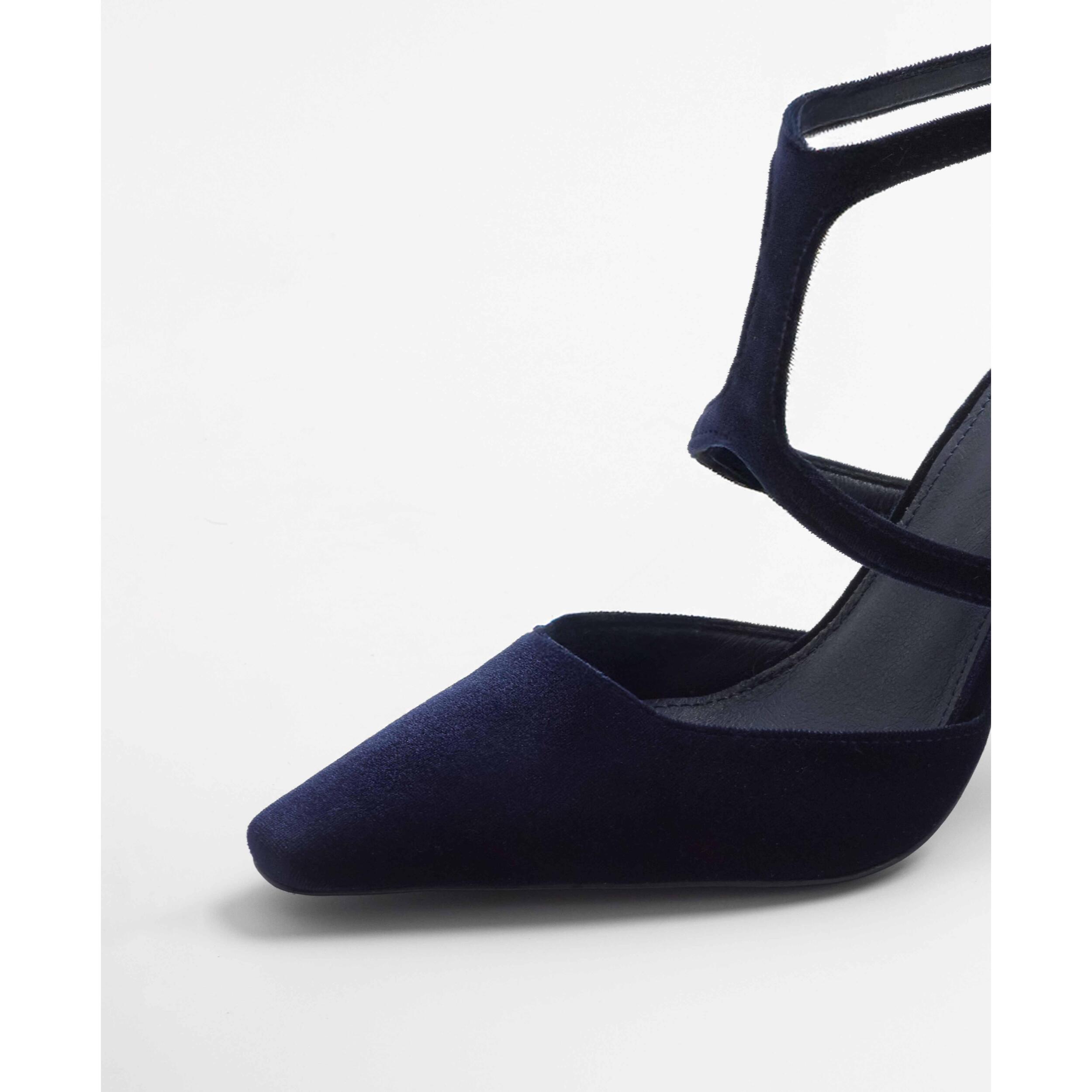 Zapato de tacón cerrado DANIELLE 9.5 cm