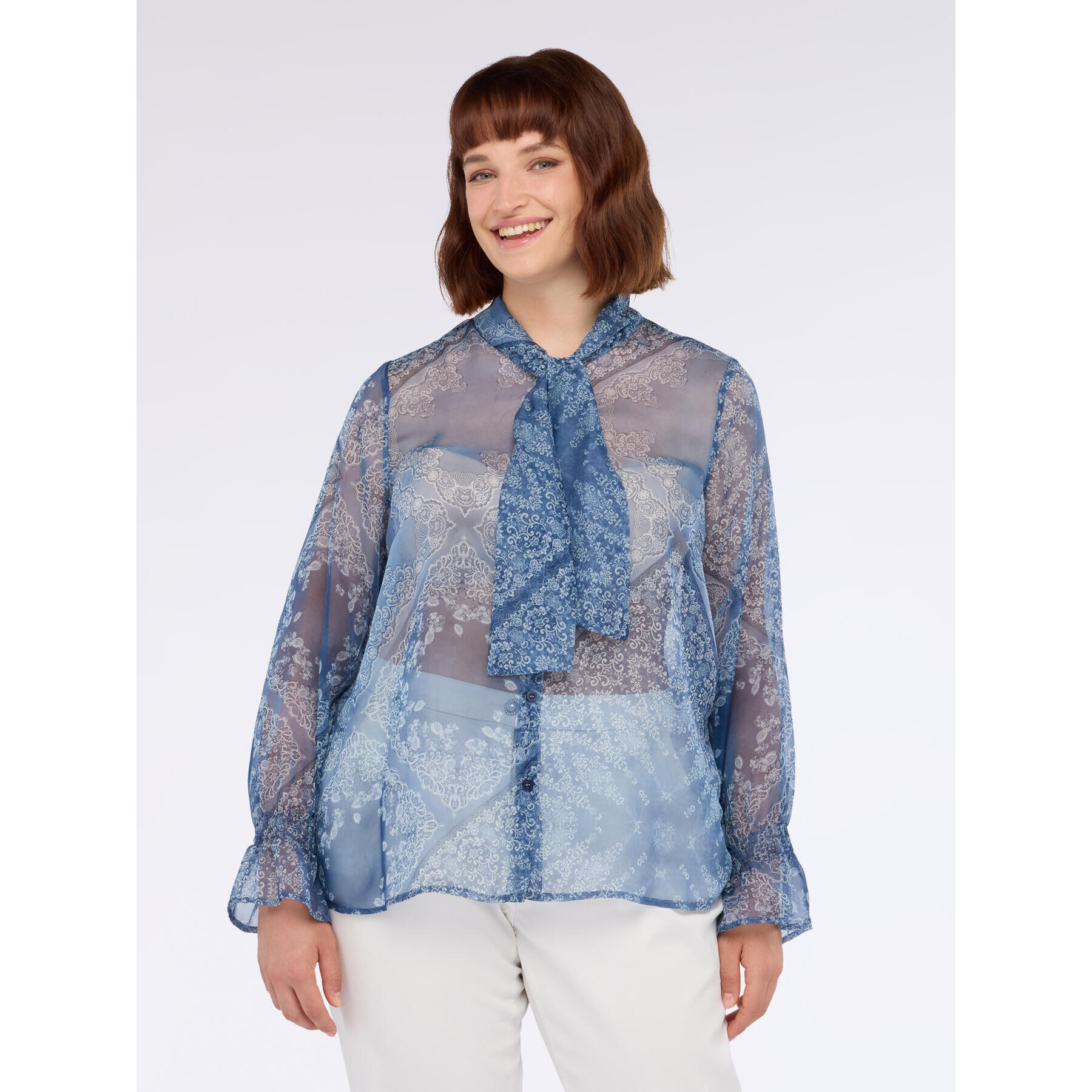Fiorella Rubino - Blusa stampa bandana con fiocco sul collo - Azzurro