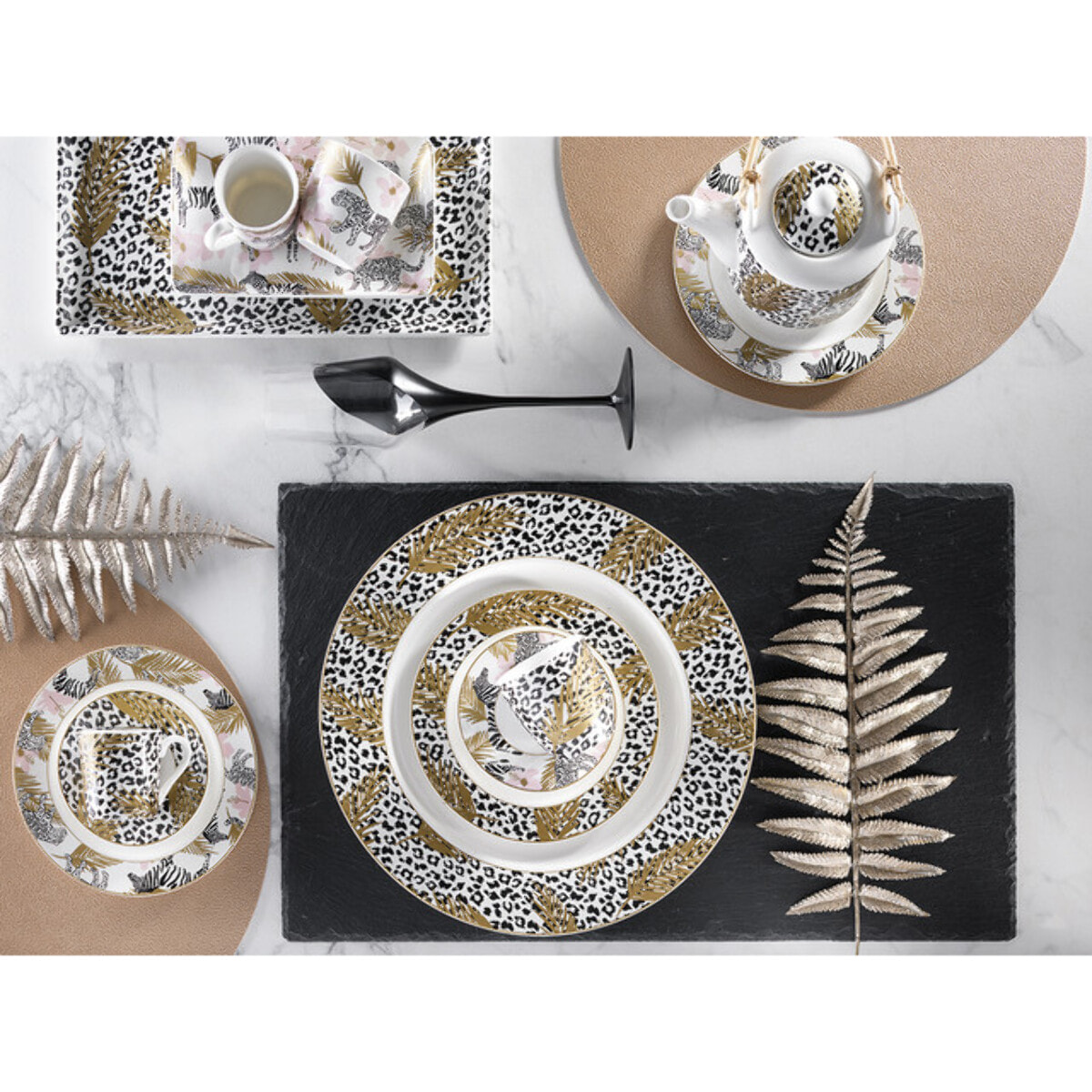 Set tè Togo con teiera e tazze in new bone china