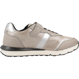 Zapatillas Niña de la marca GEOX  modelo J FASTICS GIRL MARRON