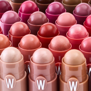 ROCK THAT CHEEK Blush in stick dalla texture morbida e fondente