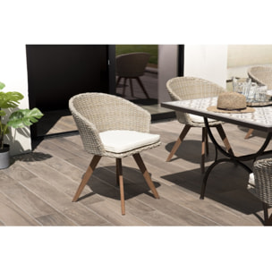 VICK - Chaise de jardin en rotin synthétique couleur naturelle avec coussin écru pieds en bois Acacia