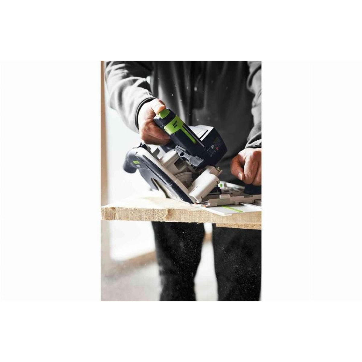 Scie circulaire à capot basculant sans fil HKC 55 5,0 EBI-Set-FSK 420 - FESTOOL - avec 2 batteries 18V 5.0 Ah - chargeur - SYSTAINER - 577675