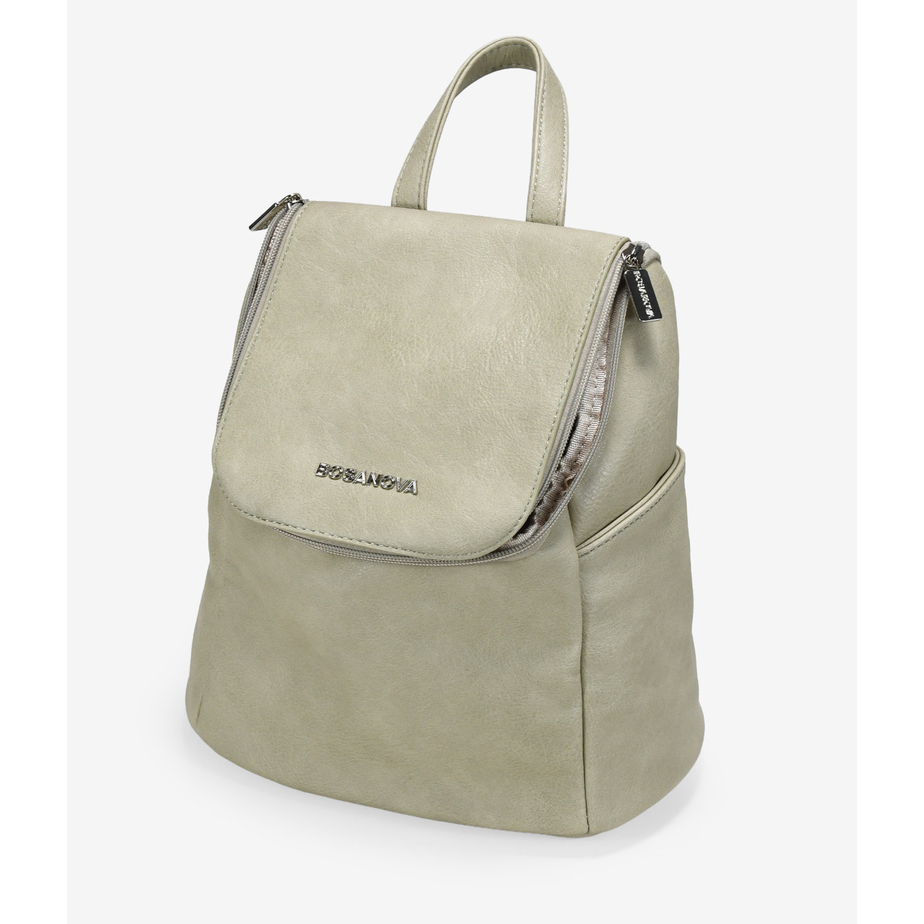 Mochila deportiva verde con solapa