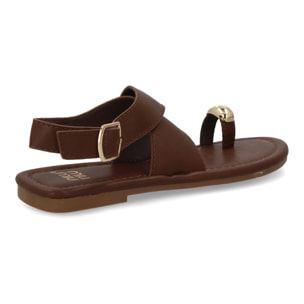 Sandalias planas elegantes mujer con adorno metálico.