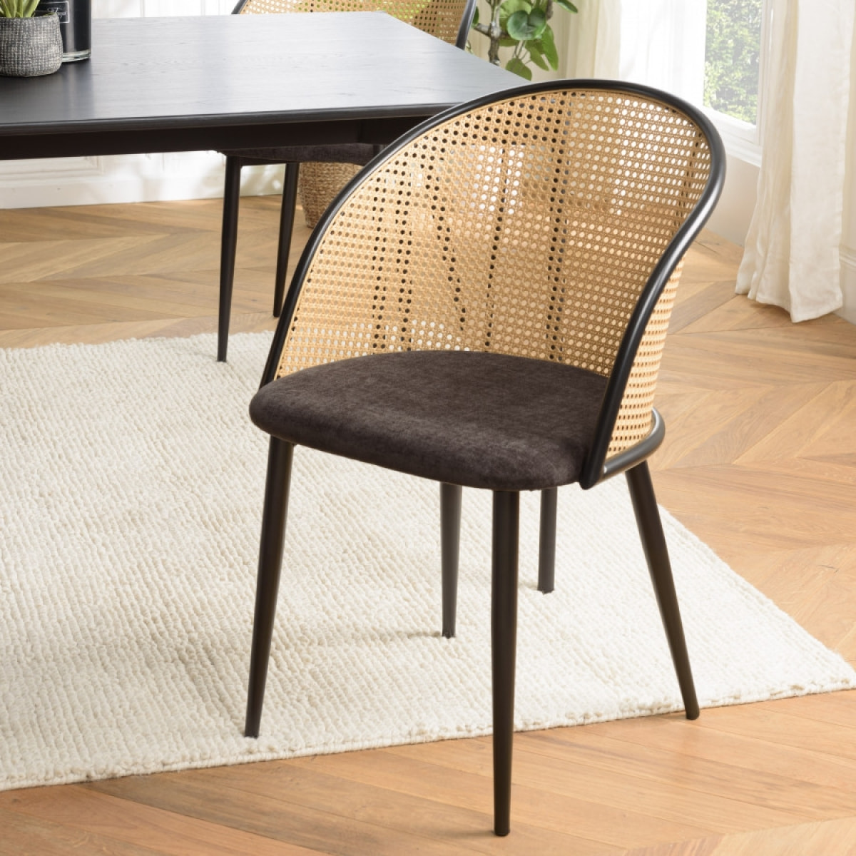 LEA - Lot de 2 fauteuils tissu noir dossier arrondi effet cannage