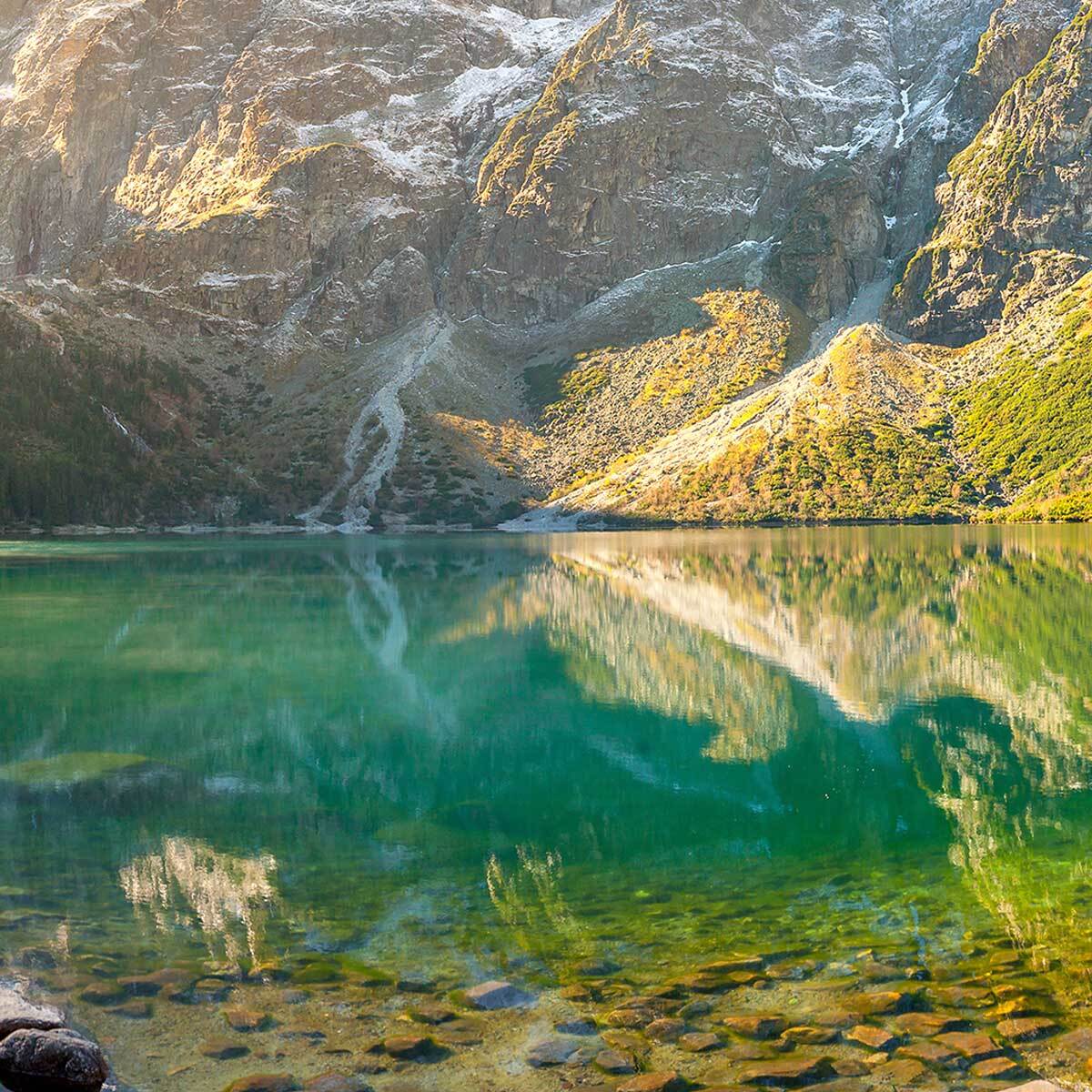 Tableau panoramique lac de montagne au lever du soleil Toile imprimée