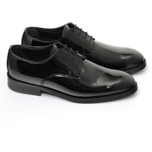 Derby stringate in pelle verniciata con fondo cuoio antiscivolo