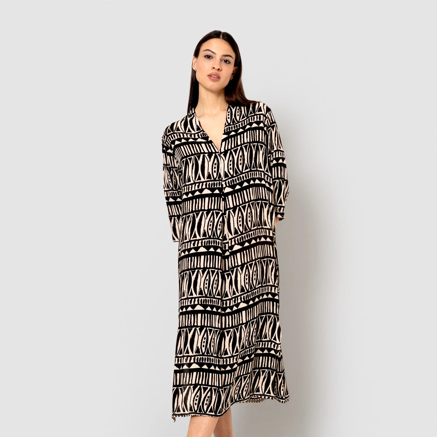 Vestido midi bambula detalles plisados tepec beige/negro
