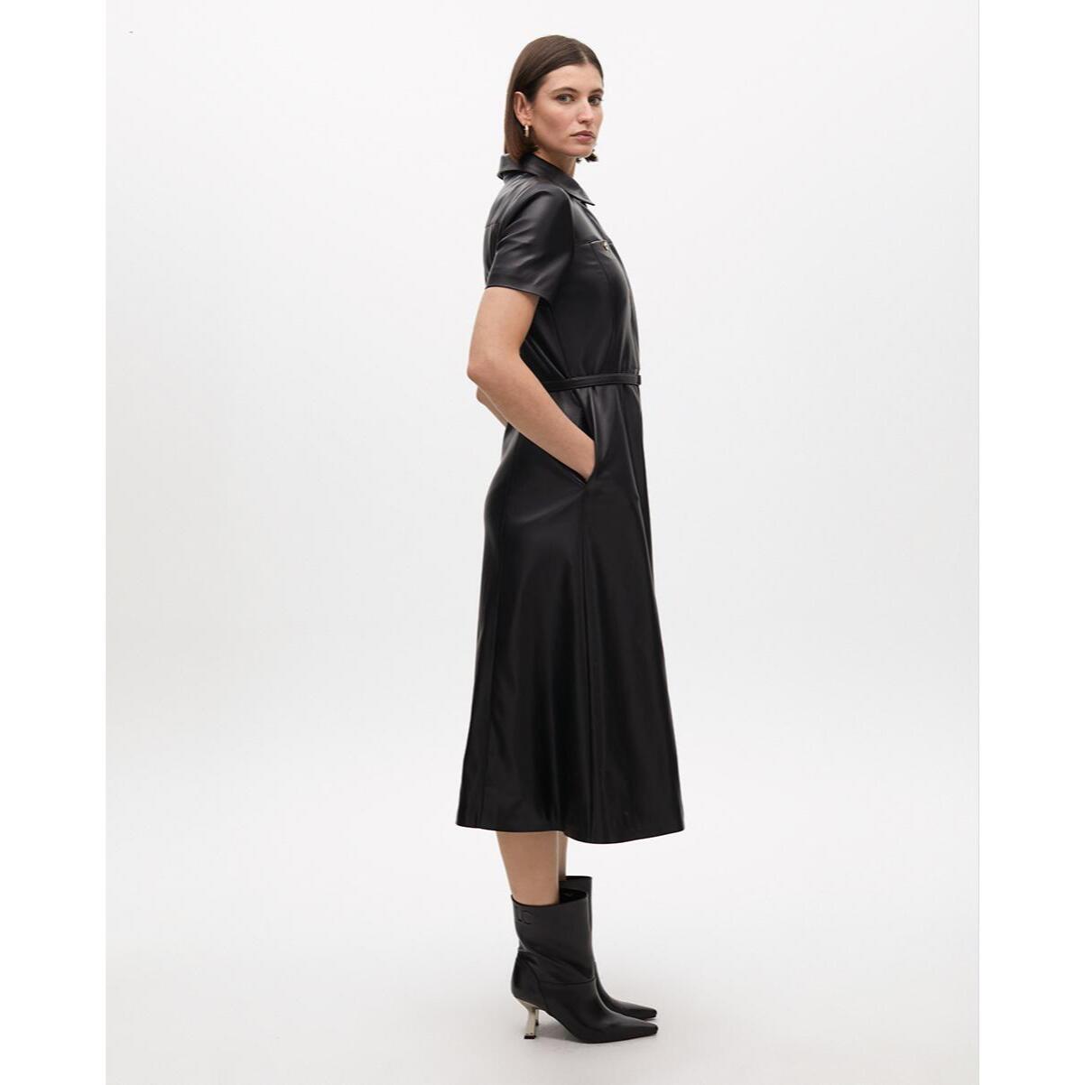 Abito A-line Effetto Pelle con Cintura