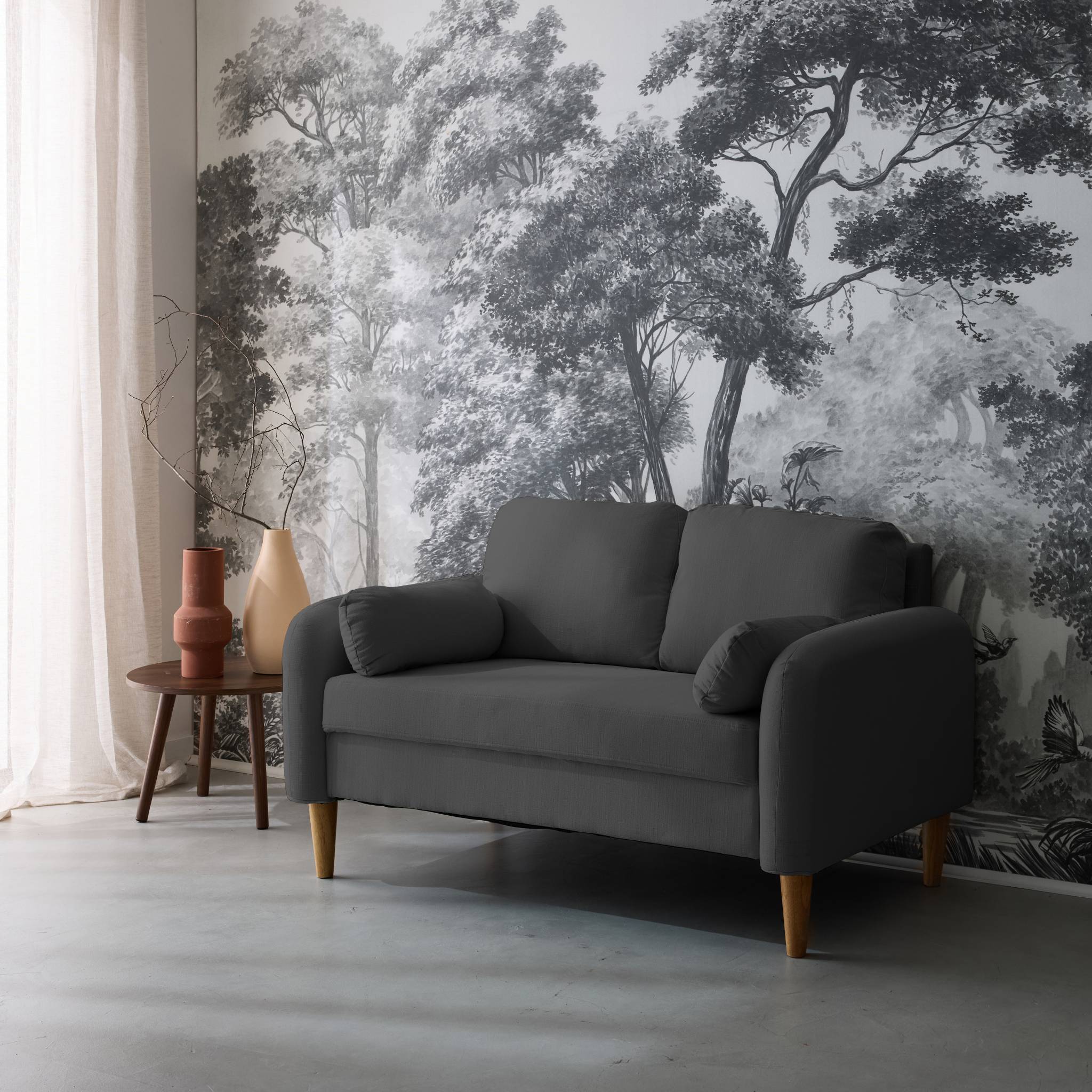 Canapé 2 places scandinave arrondi tissu gris foncé pieds bois d'hévéa