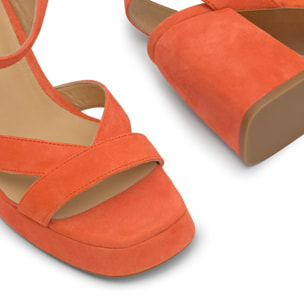 Sandalia de tacón Vero en ante con cierre de hebilla