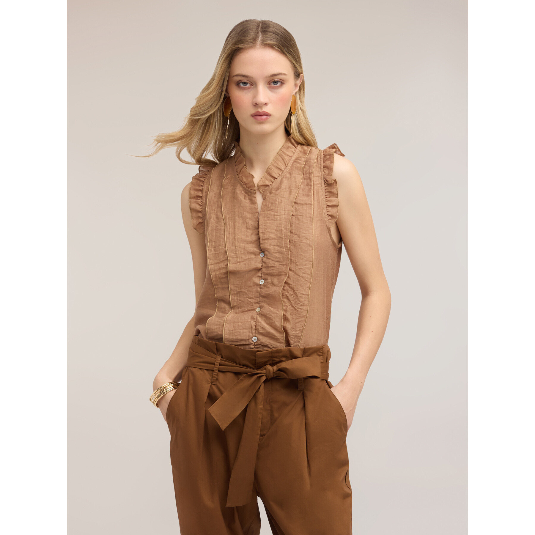 Motivi - Blusa in mussola con volant - Beige