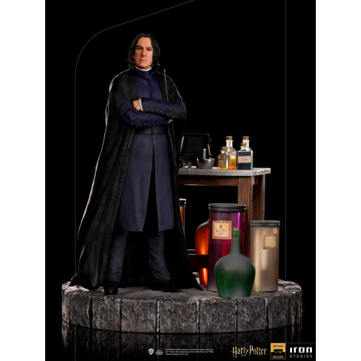 Harry Potter Statua 1/10 Severus Piton con Tavolo e Pozioni 22 Cm Iron Studios