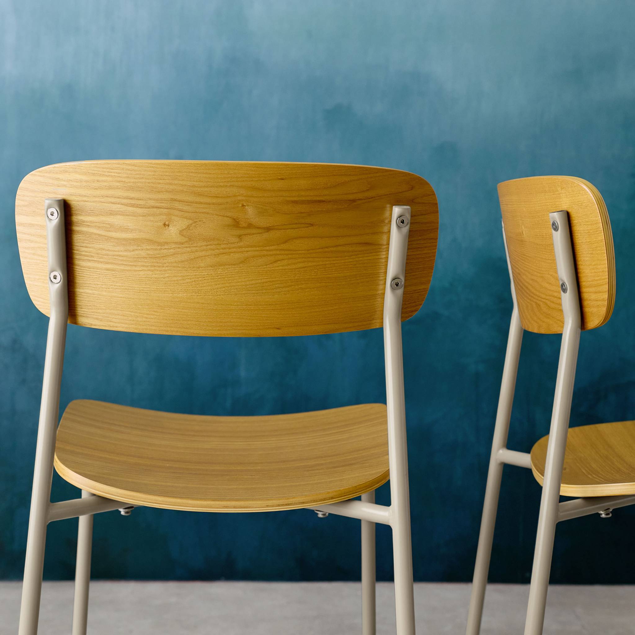 Lot de 2 chaises vintage contreplaqué avec placage bois effet frêne et pieds métal beige L 43.5 x P 51 x H 77cm - Toby