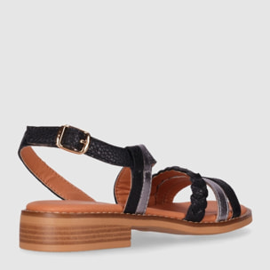 Sandalias de Piel - Negro - Tacón: 1 cm