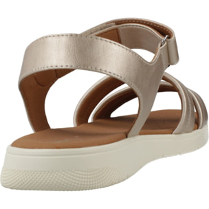 Sandalias Mujer de la marca GEOX  modelo D DANDRA ORO