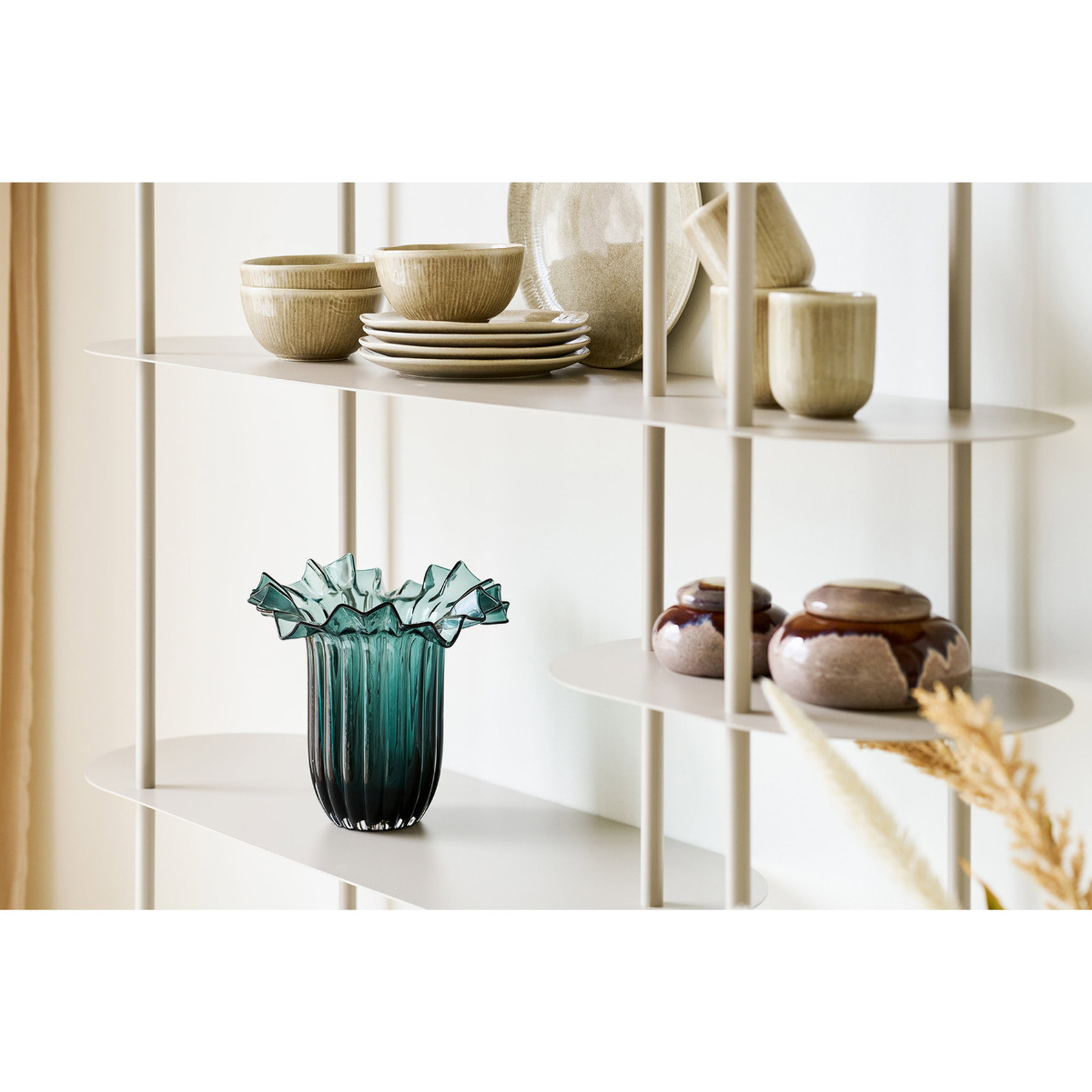 Vaso soffiato a bocca in vetro verde scuro con bordo ondulato ø25×30 cm