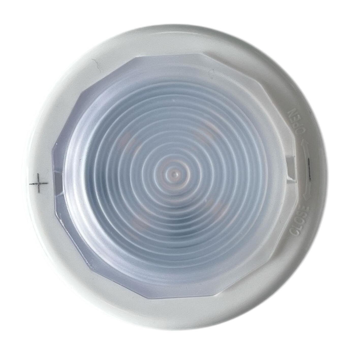 Luz led presionable portatil, compacta y ligera, con pilas aaa