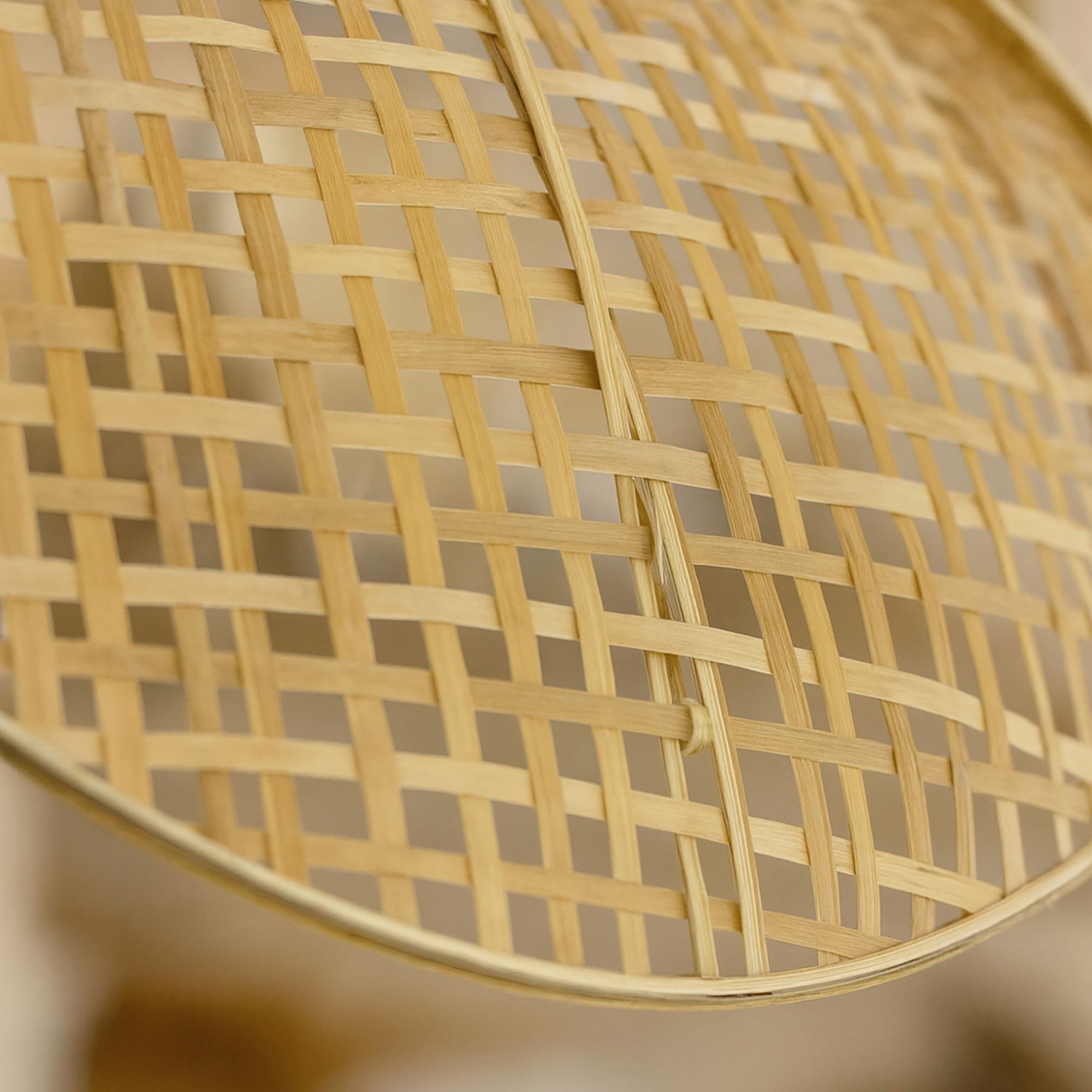 Suspension aérienne en forme de fleur en bambou d67cm PEONIA