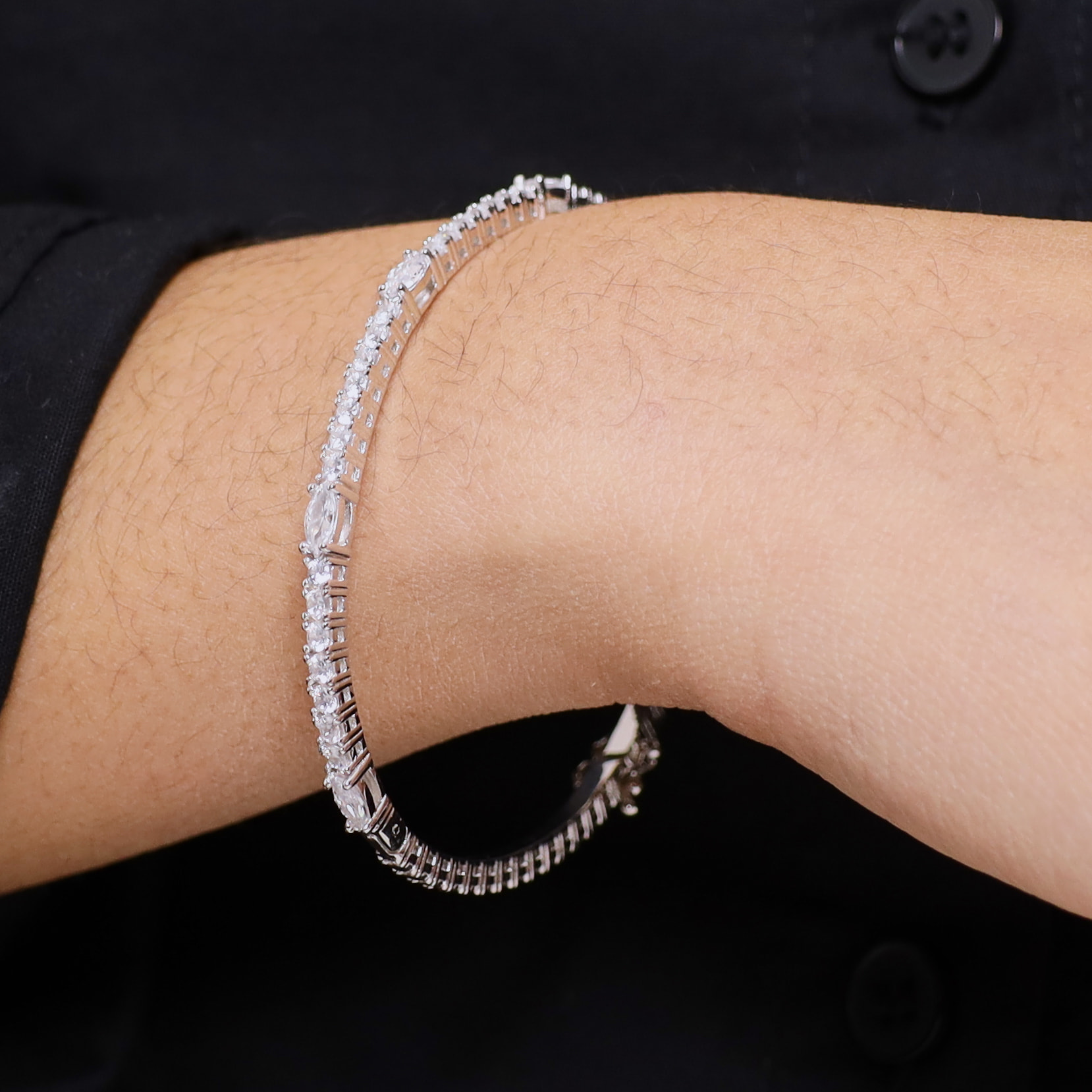 Bracciale Tennis 'Infinity' in Argento 925 con Cubic Zirconia Tonde e a Marquise